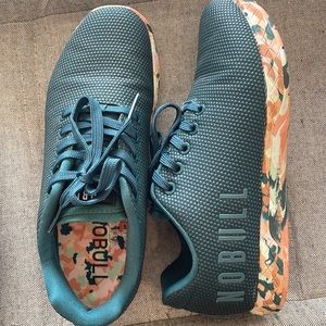 NO BULL TRAINER Wild Jewel Size 8